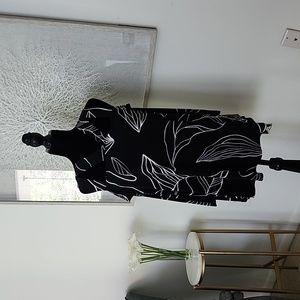 Gorgeous Aflani Cold Shoulder Top